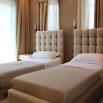 Rezidenca Desaret 4* בראט