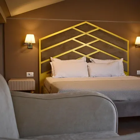 Rezidenca Desaret 4* Berat