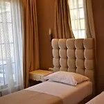 Rezidenca Desaret 4* Berat