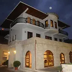 德萨莱特酒店 酒店