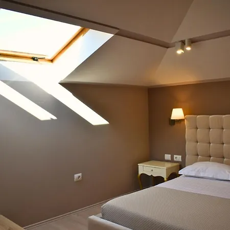 Hotell Rezidenca Desaret