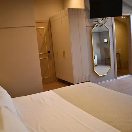 Rezidenca Desaret Hotell