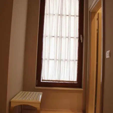 Rezidenca Desaret Hotell